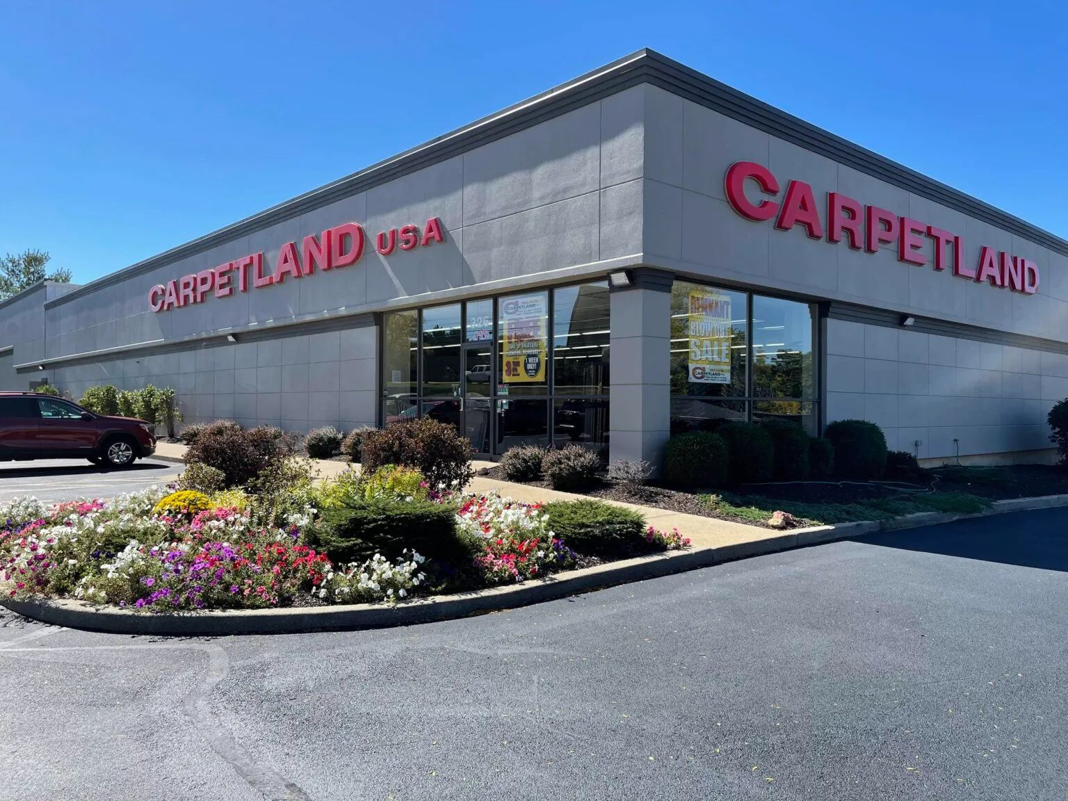 imgi_20_Carpetland-USA-Rockford-SM-1536x1152